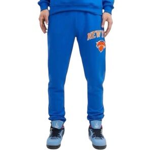 Pro Standard NWT Men’s Size XL Blue New York Knicks Stacked Logo Sweatpants